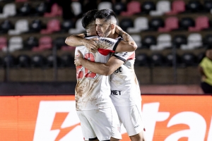 Terminó su ciclo y va a Europa: ¡Nacional le da la despedida a Ronie!