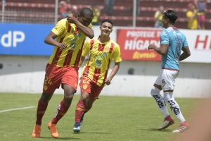 Papá va por la segunda victoria al hilo