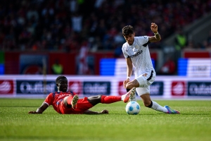 Un día MUY A LO XABI ALONSO en el Bayer Leverkusen, con Piero Hincapié presente para DESAHOGARSE EN LA AGONÍA
