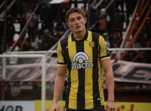 ¡Nuevo guardián para el Expreso! Santiago Postel será la nueva piedra angular de la defensa de Deportivo Cuenca