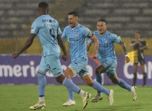 ¡U. Católica derrota a Deportivo Cuenca y desplaza a LDU de zona de Libertadores! (RESUMEN)