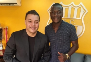 Barcelona logra el fichaje de un joven central muy elogiado en formativas