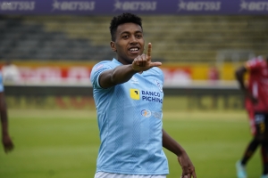 Universidad Católica sacó provecho del mal momento de su rival