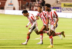 Blindan a su capitán en el Rodillo (FOTO)