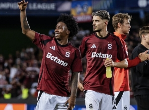 Angelo Preciado ES ALEGRÍA PARA LA TRI en medio de la tristeza del AC Sparta Praga