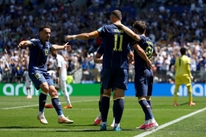 Bosnia hace los deberes ante Qatar y mete drama absoluto en el grupo de los mejores terceros