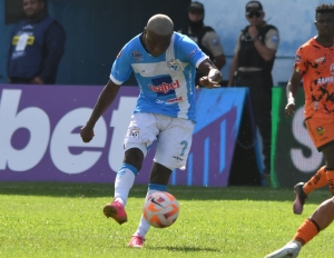 El Súper 9 asegura a su figura (OFICIAL)