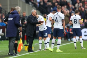 No tocan a los jugadores de los Spurs (VIDEO)