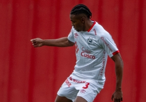 Final de pesadilla: Cienciano cae en el último minuto y deja a Garcés y Becerra sin recompensa ante el líder