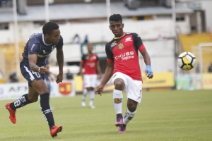 Los postes perjudicaron a Morlacos y Celestes