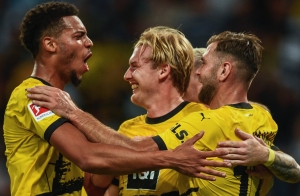 Borussia Dortmund ya está a un punto del eterno rival (VIDEO)