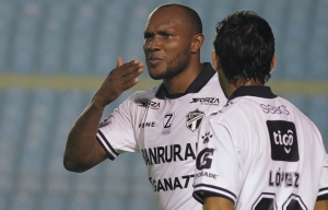 Juan Luis Anangonó con rumbo al más grande de Costa Rica