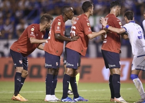 “Tengo el deseo de recuperarme para jugar y poder regresar al fútbol de Europa” (ENTREVISTA)