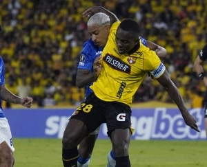 “Tengo el deseo de recuperarme para jugar y poder regresar al fútbol de Europa” (ENTREVISTA)