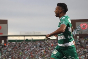 ¡Ecuatorianos, de La Comarca a semifinales! (RESUMEN)