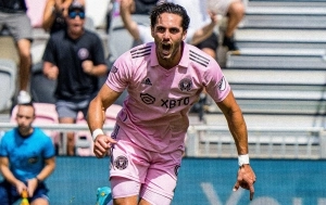 Leonardo Campana 8