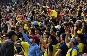 Carlos Tenorio embandera a la gente en Doha a ponerse modo Tri