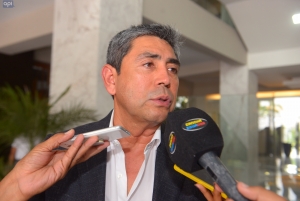 Edmundo Vejar da dos motivos para que la actual dirigencia de Emelec sostenga a Rescalvo (VIDEO)