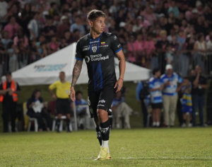 La reacción de Aguirre y Villarruel empañaron lo hecho por la U (RESUMEN)