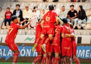 Batacazo en Ambato: Aucas acabó con el invicto de Macará y se tomó el Bellavista con un cabezazo letal