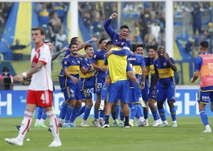 Boca Juniors supo sufrir y ganó en La Bombonera (RESUMEN)