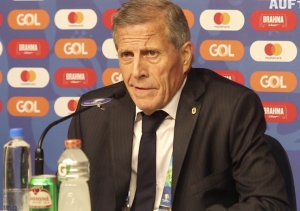 Tabárez pasa del nivel de Uruguay y se queda con el triunfo ante Ecuador (ENTREVISTA)