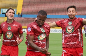 MUSHUC RUNA HUMILLÓ A EL NACIONAL EN QUITO: Le clavó cinco y dejó una goleada para el olvido