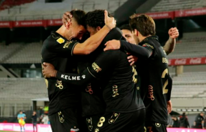 Colón dio el golpe y tumbó a River Plate en el Monumental (RESUMEN)