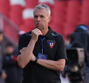 No creo en los puestos: la idea de juego con la que Gustavo Álvarez busca potenciar a Liga