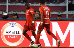 ¡Énner Valencia a la par de Robert Lewandowski y Kylian Mbappé!