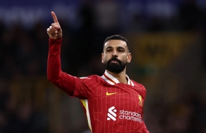 Liverpool rescató una unidad en su debut (VIDEO)