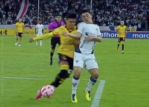 ¿EL VAR SE DAÑÓ OTRA VEZ? ¡El Increíble Penal a Alexander Alvarado que no le pitaron a LDU!