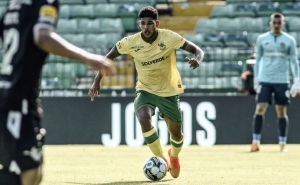 ¡Día complicado para los tricolores! Erick Ferigra y Sebastián González sufren derrotas con Paços de Ferreira y Al Ooroba