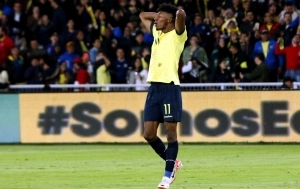 Mano dura y punto: El DT de Ecuador borró a Kevin Rodríguez, Moisés Ramírez y Bryan Ramírez por impuntuales