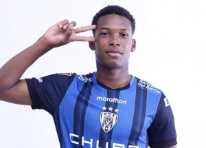 Otra joya de IDV en la mira: Dos gigantes de Europa podrían hacer una oferta por Johan Martínez