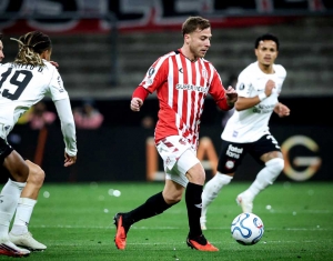 Mística pincha en suelo paulista: Estudiantes calla a Corinthians y sueña con la Libertadores