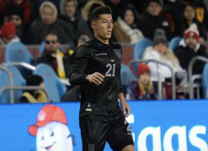 La Tri jugó de igual a igual en Toronto... ¡CONTRA UN CANADÁ QUE SE QUEDÓ CON DIEZ DESDE LOS 6 MINUTOS!