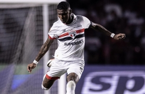 ¡ECUATORIANOS EN BRASIL! Robert Arboleda y el Sao Paulo pasaron una vergüenza fuera de casa