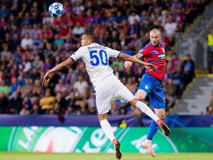 Electrizante duelo en el Dossan Arena (RESUMEN)