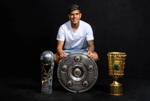 Corazón de Aspirina: Bayer Leverkusen recuerda la hazaña de la Bundesliga con Piero Hincapié