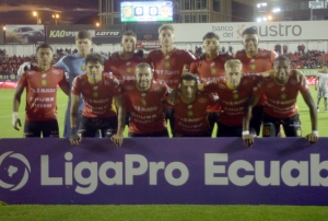 ¡Jugador figura de Deportivo Cuenca fue detenido por la Policía luego de golear a El Nacional!