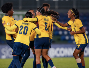 La Mini Tri Femenina volvió a empatar y dio otro pasito al hexagonal final