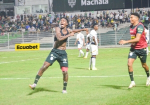 ¡LA MALDICIÓN DE MACHALA SIGUE VIVA! Orense no falló y dejó a Liga con las manos vacías y los sueños rotos una vez más