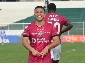 ¡A todo o nada! Independiente del Valle pugna mano a mano con Coritiba por el fichaje de Matías Perelló