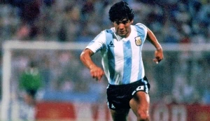 Diego Maradona 16