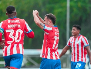 Pesadilla sin fin para un desahuciado El Nacional que cayó humillado en su visita frente al Atlético FC