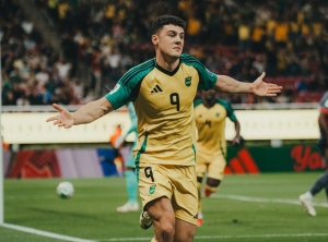 Pura vitamina caribeña: Jamaica domina el ritmo, vence por la mínima a Nueva Caledonia y va por el golpe final