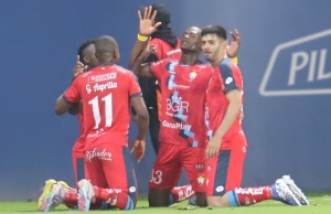 El Nacional le pone garra a un arbitraje de terror de Bryan Loayza