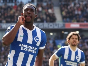Welbeck castiga al Liverpool: El delantero firma un doblete para que el Brighton se quede con los tres puntos