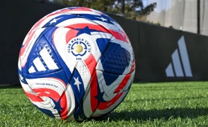 La FIFA presentó el BALÓN del nuevo Mundial de Clubes con un TRIBUTO a los anfitriones